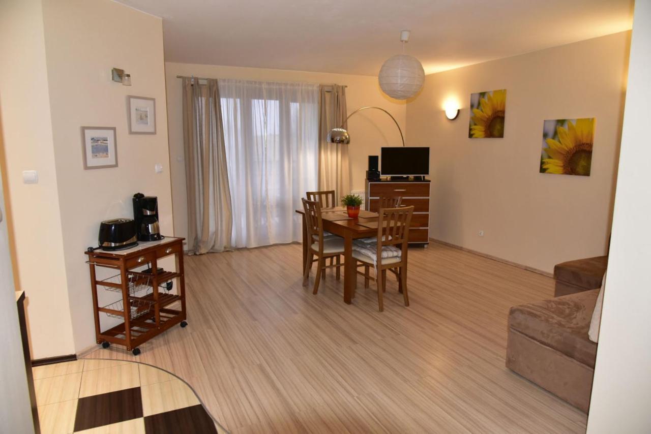 Apartament Sloneczny Brzeg เมียนซิดดรอแย ภายนอก รูปภาพ