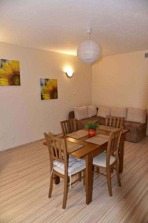 Apartament Sloneczny Brzeg เมียนซิดดรอแย ภายนอก รูปภาพ