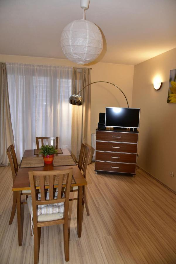 Apartament Sloneczny Brzeg เมียนซิดดรอแย ภายนอก รูปภาพ