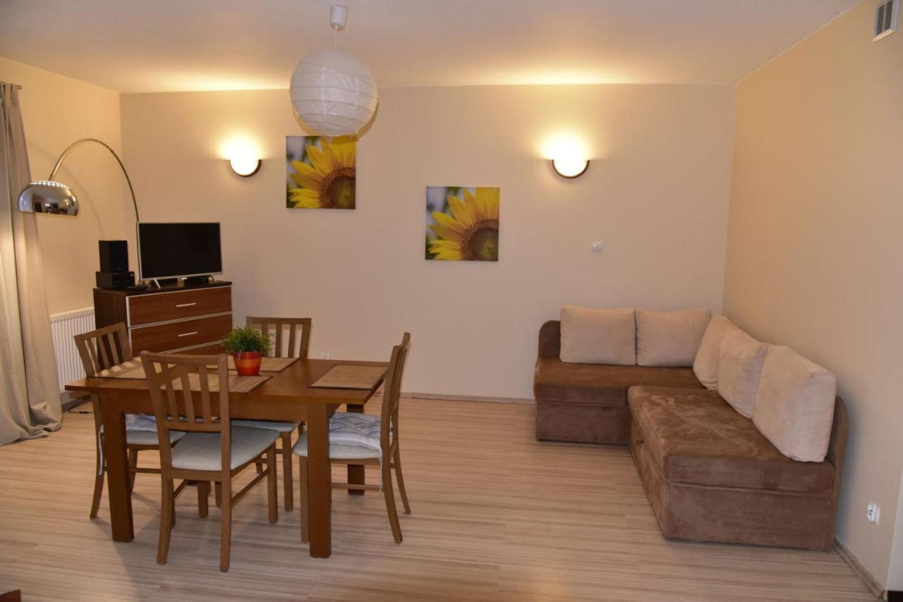 Apartament Sloneczny Brzeg เมียนซิดดรอแย ภายนอก รูปภาพ