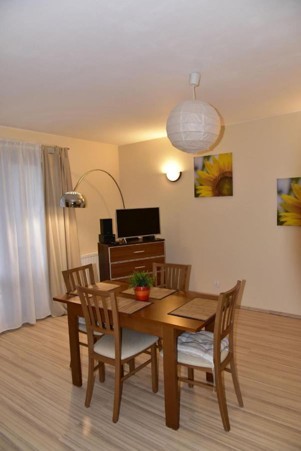 Apartament Sloneczny Brzeg เมียนซิดดรอแย ภายนอก รูปภาพ
